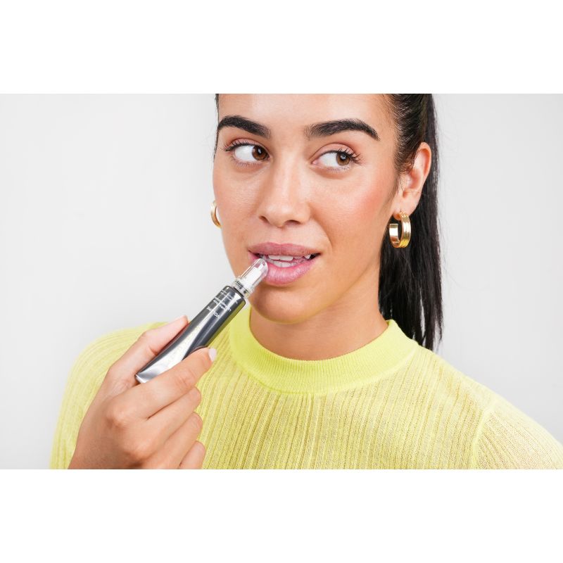 Volume (Hydro-Plump Lip Augmentation)