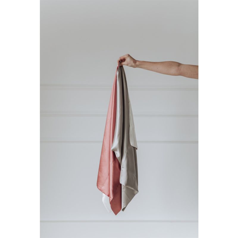 Svilena prevleka za blazino Daydream Pink 50 x 70 cm