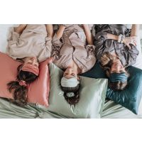 Svilena prevleka za blazino Midnight Blue 50 x 70 cm