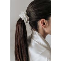 Svilena elastika za lase Twinkling White MIDI