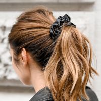 Svilena elastika za lase Black Moon LARGE